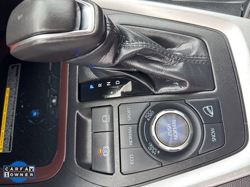 Used 2020 Toyota RAV4 Limited image 35