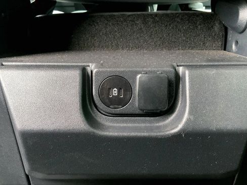 Certified 2024 Ford F250 XL w/ XL Driver Assist Package image 33