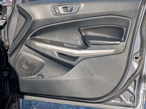 Used 2020 Ford EcoSport Titanium image 48