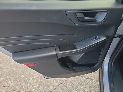 Used 2024 Ford Escape Active image 9