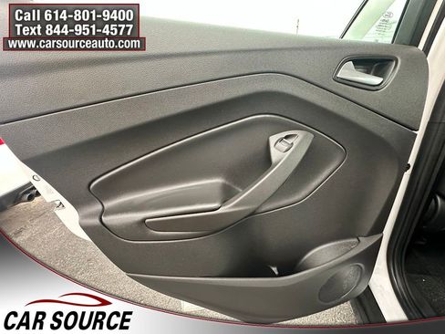 Used 2016 Ford C-MAX SE FWD image 18