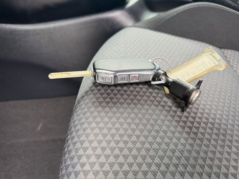 Used 2025 Kia Soul LX w/ LX Technology Package image 21