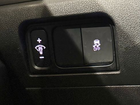 Used 2024 Kia Sorento S w/ Panoramic Sunroof Package image 86