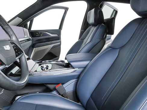 Certified 2026 Cadillac Escalade IQ Sport 2 AWD/4WD image 9