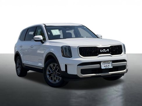 Certified 2024 Kia Telluride LX FWD image 1