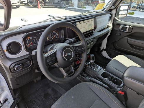 Used 2024 Jeep Wrangler Sport AWD/4WD image 13