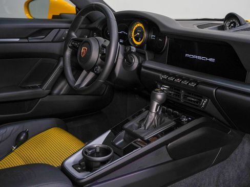 Used 2023 Porsche 911 GT3 w/ Chrono Package RWD image 32
