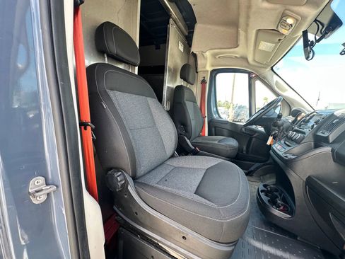 Used 2020 RAM ProMaster 3500 image 17