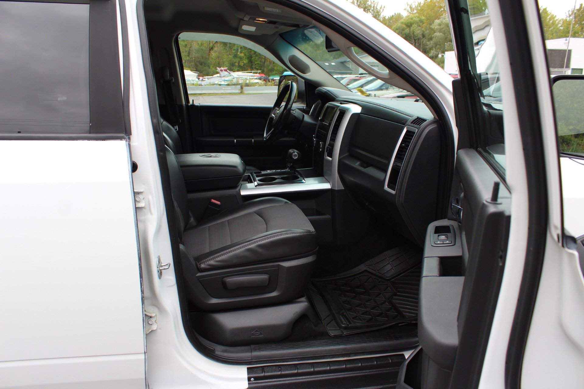 Used 2011 RAM 1500 Sport w/ Sport Premium Group AWD/4WD image 35