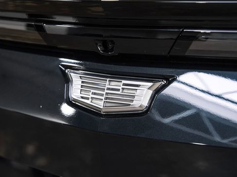 Used 2025 Cadillac Lyriq Luxury image 53