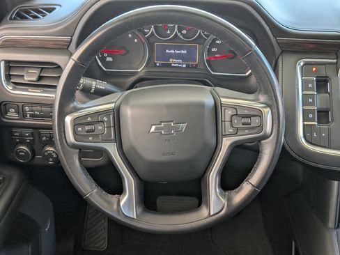 Used 2021 Chevrolet Suburban Z71 image 28