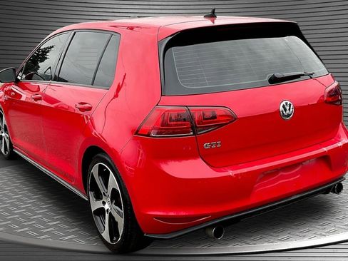 Used 2015 Volkswagen GTI S image 4