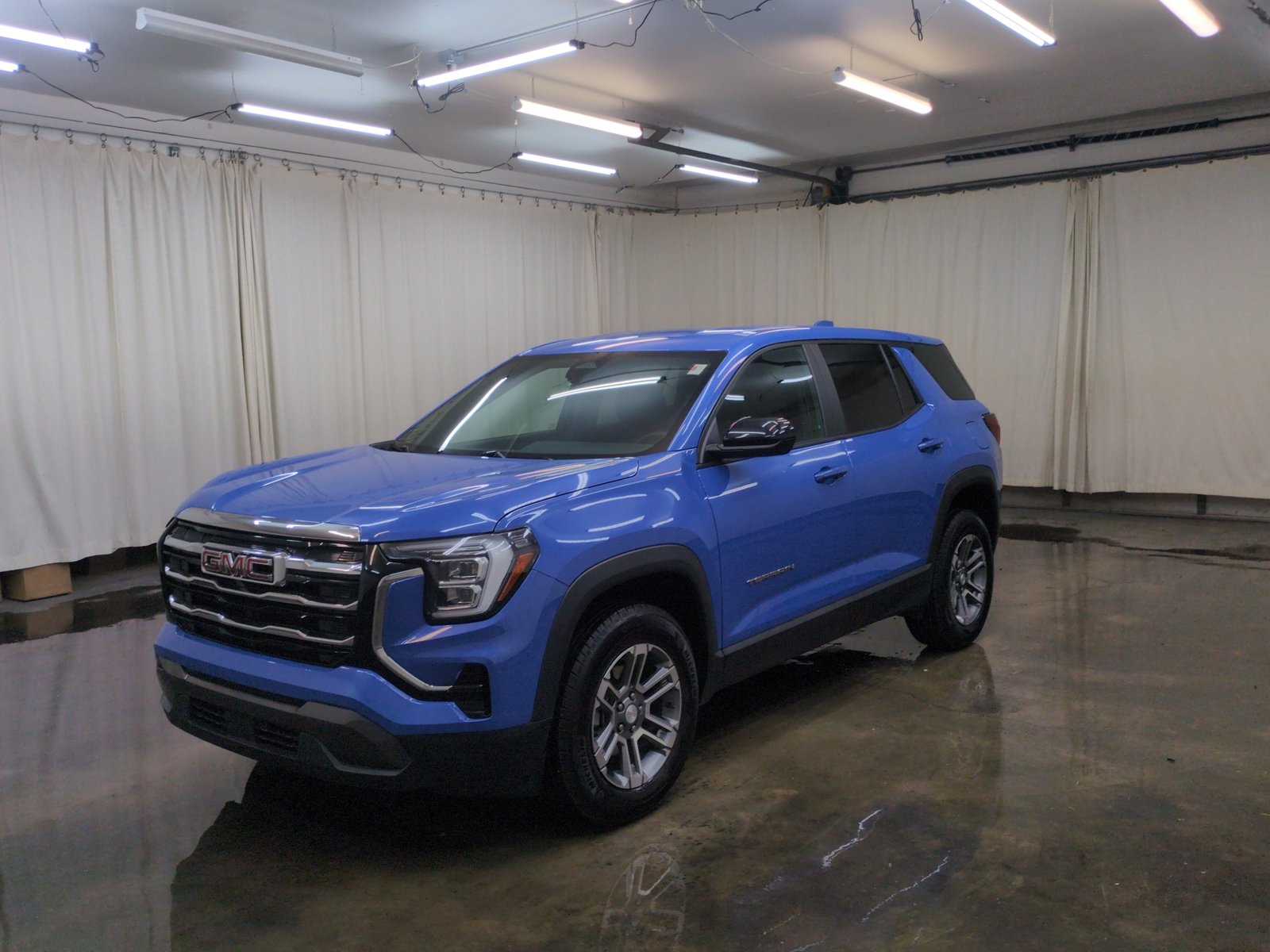 Used 2026 GMC Terrain Elevation AWD/4WD image 1