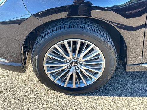 Used 2021 Mitsubishi Outlander GT image 42