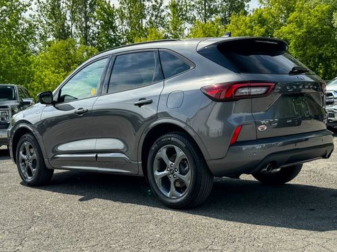 Certified 2023 Ford Escape ST-Line Select w/ Tech Pack #2 AWD/4WD image 5