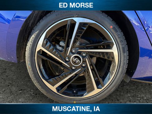 Used 2023 Hyundai Elantra N Line image 11