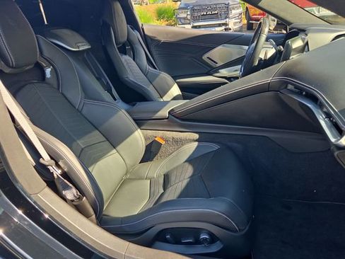 Used 2023 Chevrolet Corvette Z06 RWD image 11