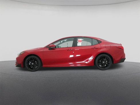 New 2026 Toyota Camry SE image 19