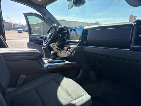 Used 2023 GMC Sierra 1500 Elevation image 23