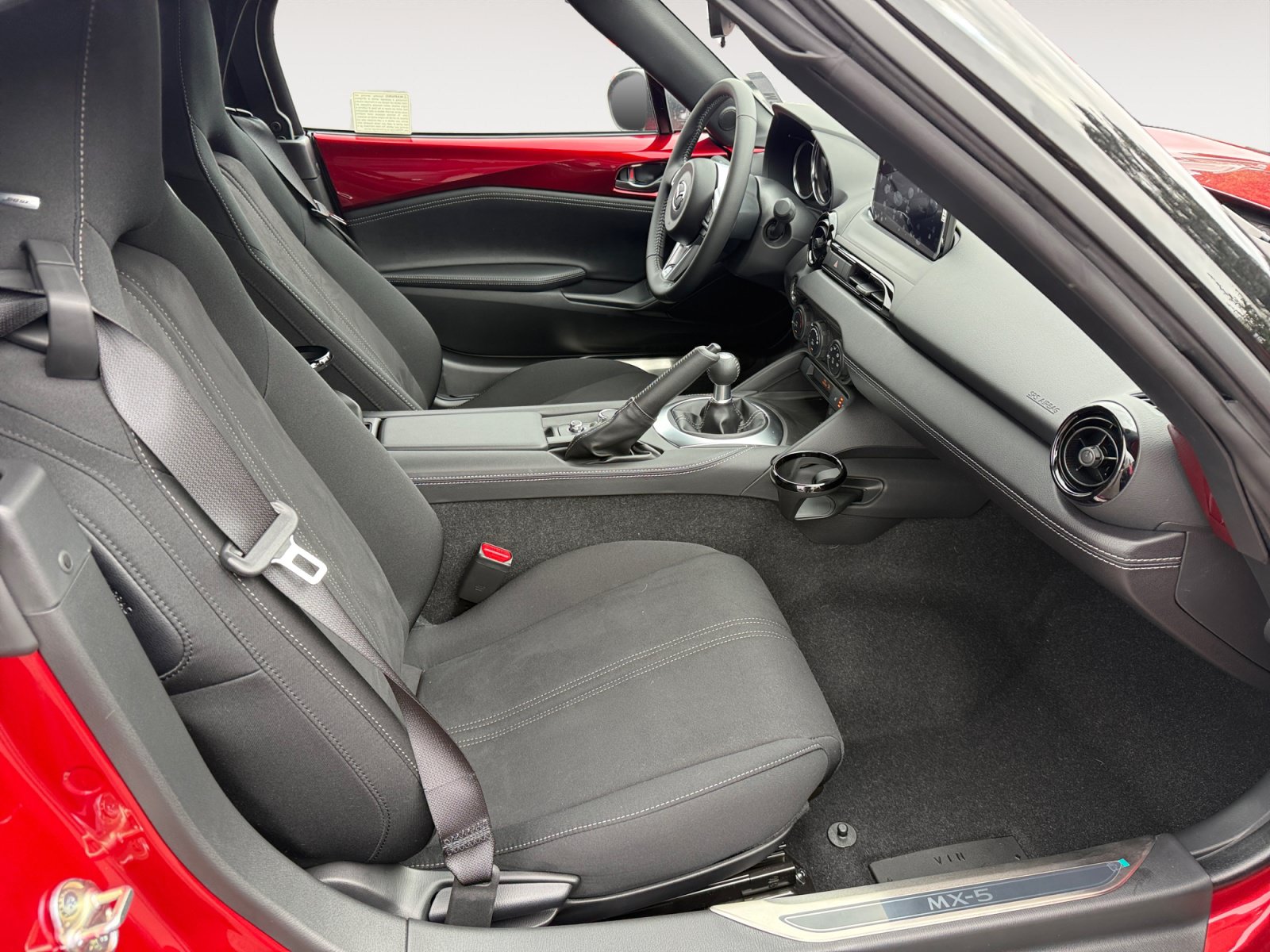 New 2026 MAZDA MX-5 Miata Club w/ Interior Package RWD image 19