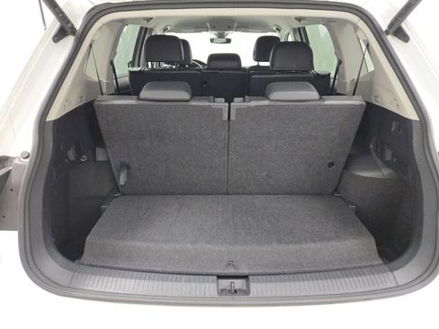 Used 2024 Volkswagen Tiguan Wolfsburg Edition image 19