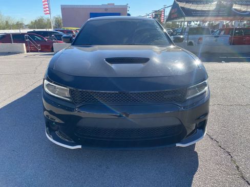 Used 2022 Dodge Charger R/T w/ Harman/Kardon Audio Group image 2