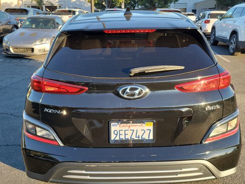 Certified 2023 Hyundai Kona SE w/ Cargo Package image 23