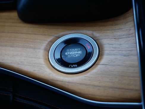 Used 2021 Jeep Grand Cherokee L Summit image 29