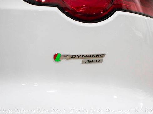 Used 2018 Jaguar F-TYPE R-Dynamic AWD/4WD image 30
