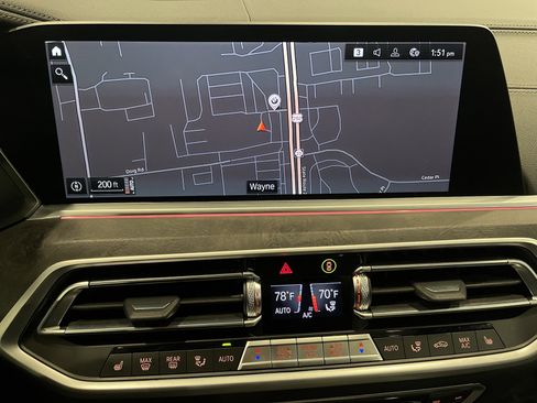 Used 2022 BMW X5 xDrive40i w/ Climate Comfort Package image 23