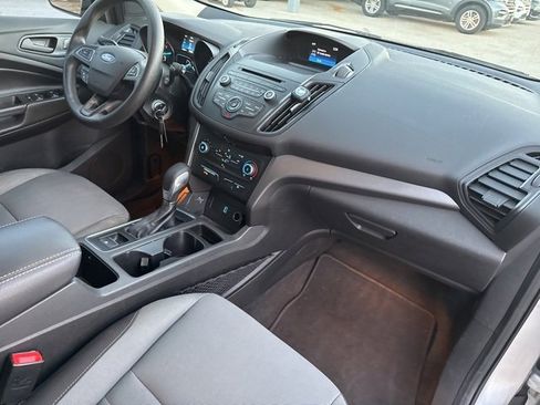Used 2018 Ford Escape S image 12