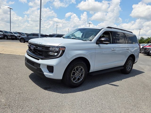 New 2026 Ford Expedition Active AWD/4WD image 3