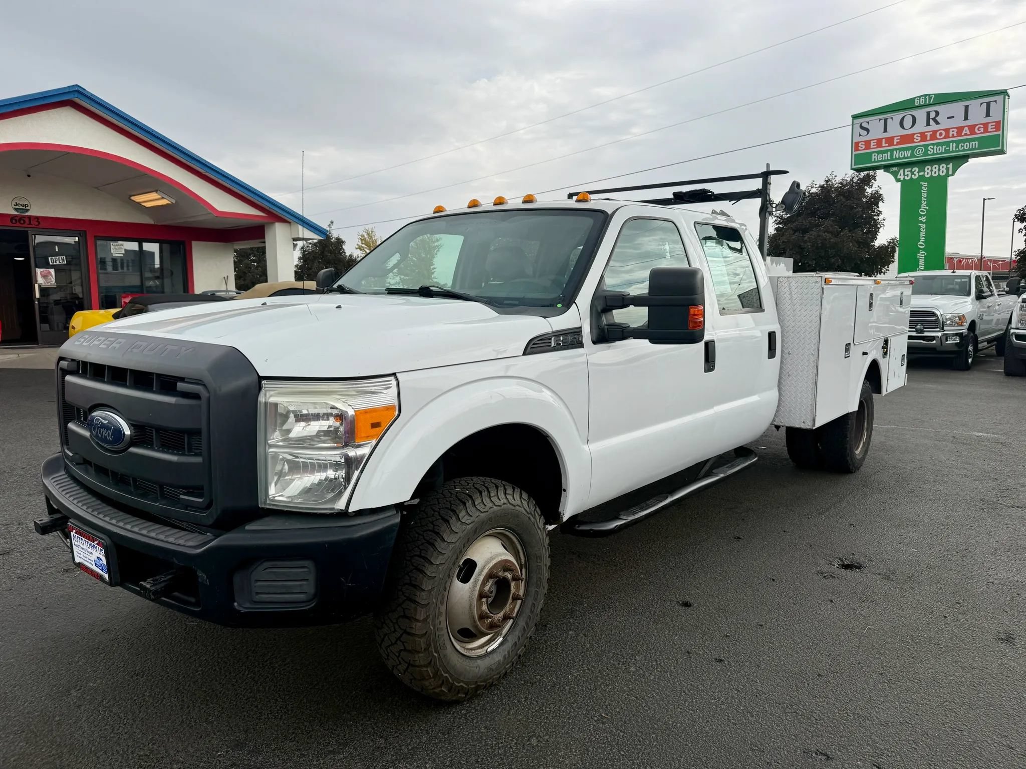 Used 2014 Ford F350 XL w/ Power Equipment Group AWD/4WD image 1