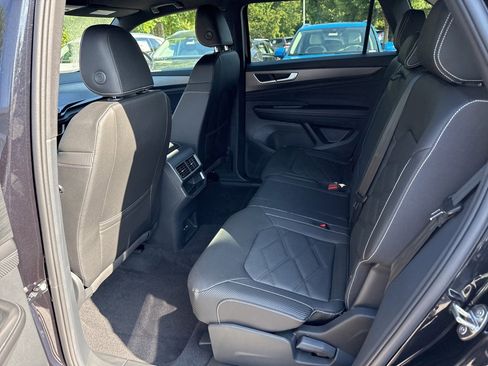 New 2026 Volkswagen Atlas Cross Sport SE image 15