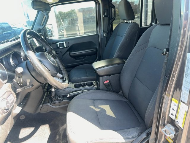 Used 2018 Jeep Wrangler Unlimited Sport S AWD/4WD image 13