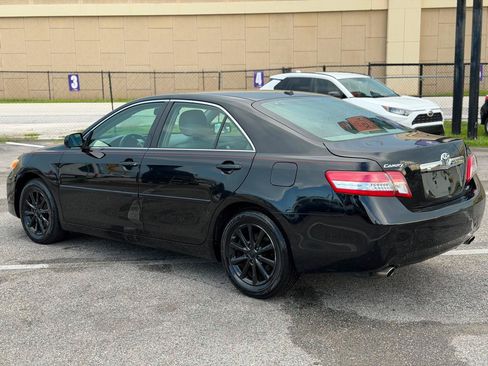 Used 2010 Toyota Camry XLE FWD image 6