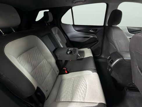 Used 2019 Chevrolet Equinox LS image 27