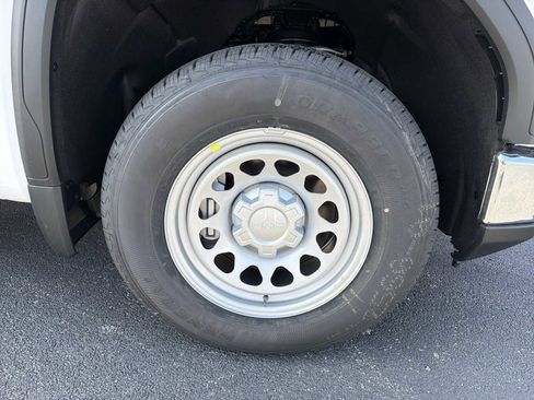 New 2026 GMC Sierra 1500 Pro w/ Convenience Package image 13