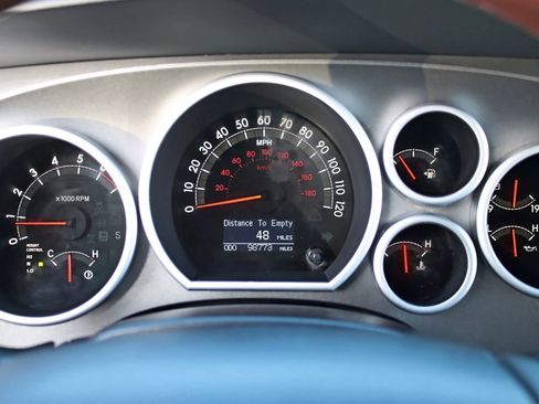 Used 2017 Toyota Sequoia Platinum image 20