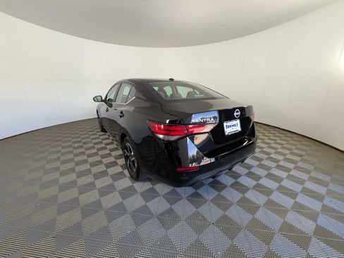Used 2024 Nissan Sentra SV FWD image 9