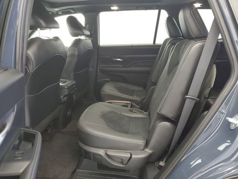 Used 2024 Toyota Grand Highlander MAX Platinum image 15