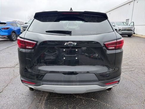 Certified 2024 Chevrolet Blazer LT w/ Convenience Package FWD image 4