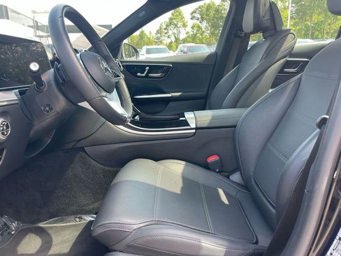 Used 2025 Mercedes-Benz C 300 Sedan image 9