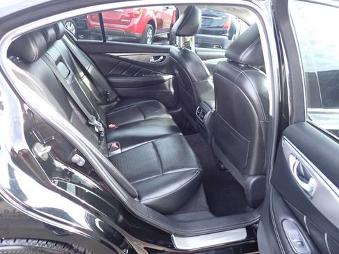 Used 2016 INFINITI Q50 Sport image 10