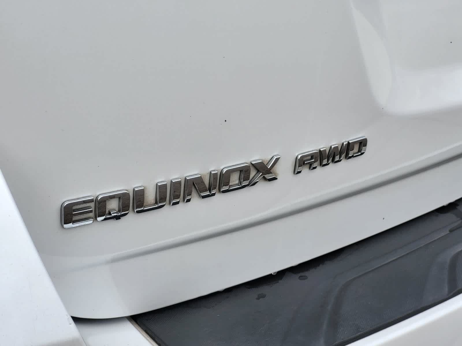 Used 2017 Chevrolet Equinox Premier w/ Enhanced Convenience Package AWD/4WD image 12