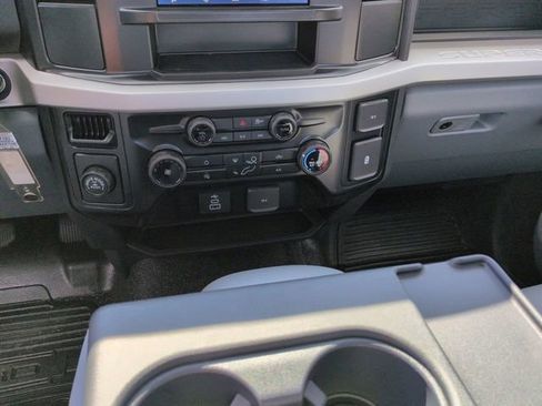 New 2026 Ford F250 XL RWD image 17