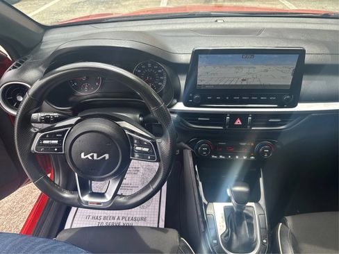 Used 2022 Kia Forte GT-Line w/ GT-Line Technology Package FWD image 16