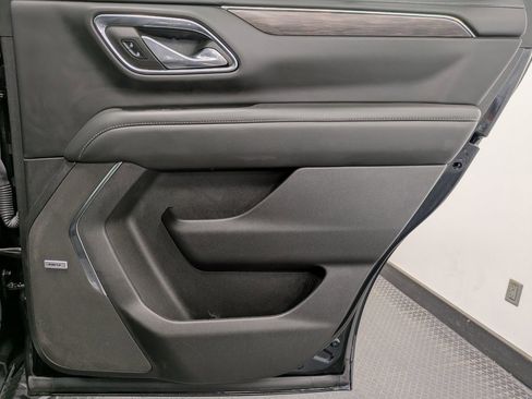 Used 2023 Chevrolet Tahoe Z71 image 24