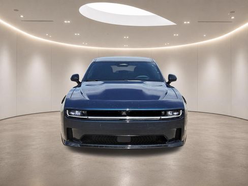 Used 2024 Dodge Charger Daytona Scat Pack w/ Plus Group AWD/4WD image 2