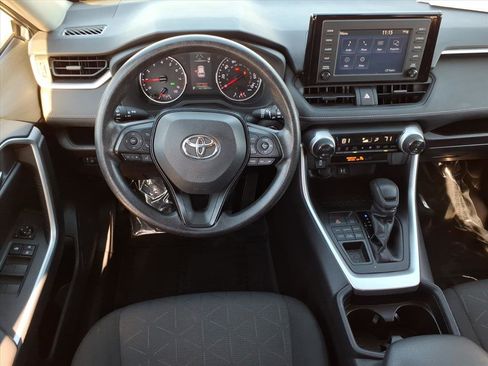 Used 2019 Toyota RAV4 XLE image 25
